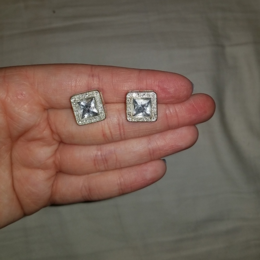 Diamond ear rings